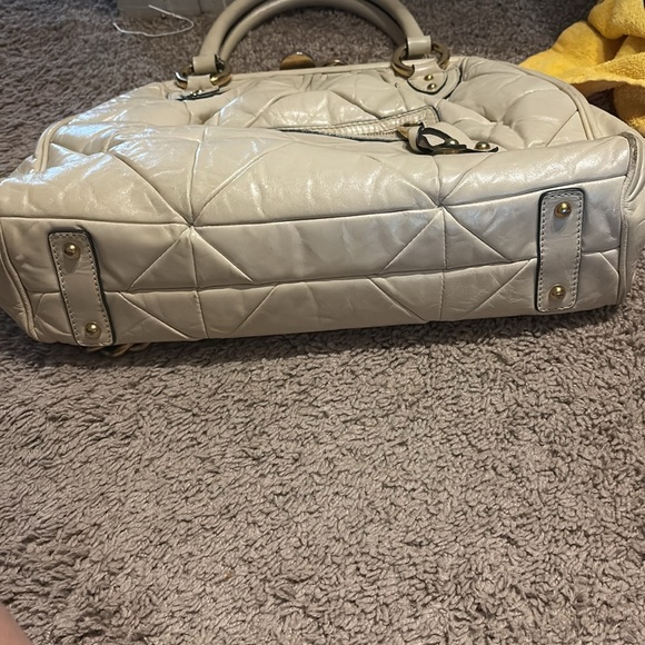 Elegant White Quilted Handbag Marc Jacob’s - Picture 6 of 10